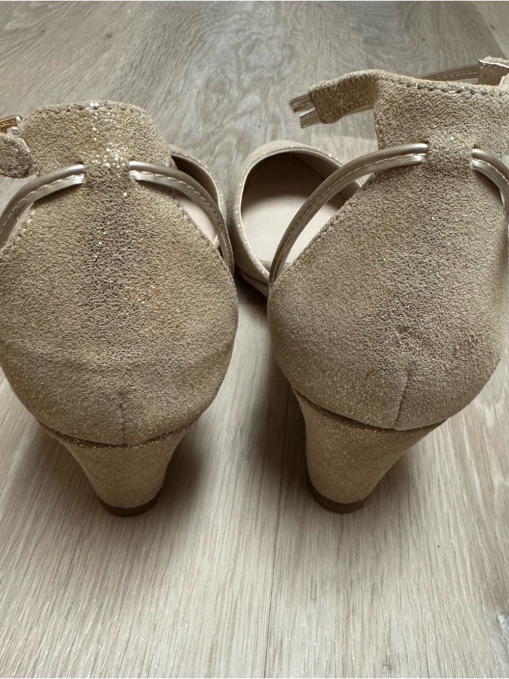 STEFFIE'S Gold Smarter Heels Landmark Palace Size 8.5 Suede Leather Shimmer - Picture 8 of 14